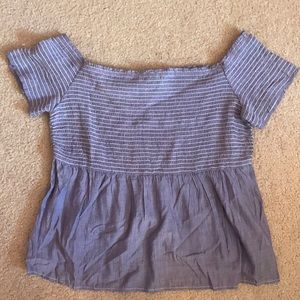 Old Navy top